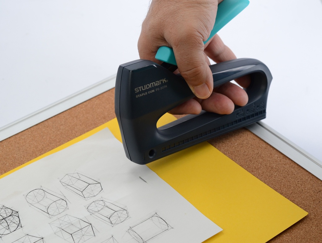 ENGRAPADORA ST-PS-20TK T/PISTOLA C/GRAPA